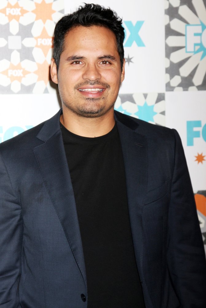 FamousPeopleFacts - Michael Pena