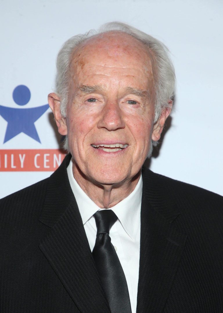 FamousPeopleFacts - Mike Farrell