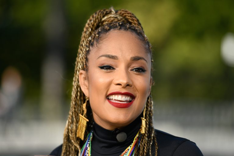 FamousPeopleFacts - Amanda Seales