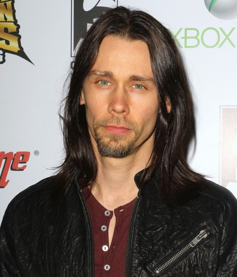 FamousPeopleFacts - Myles Kennedy