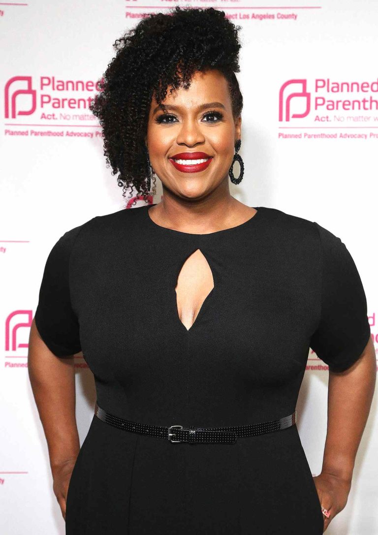 FamousPeopleFacts - Natasha Rothwell