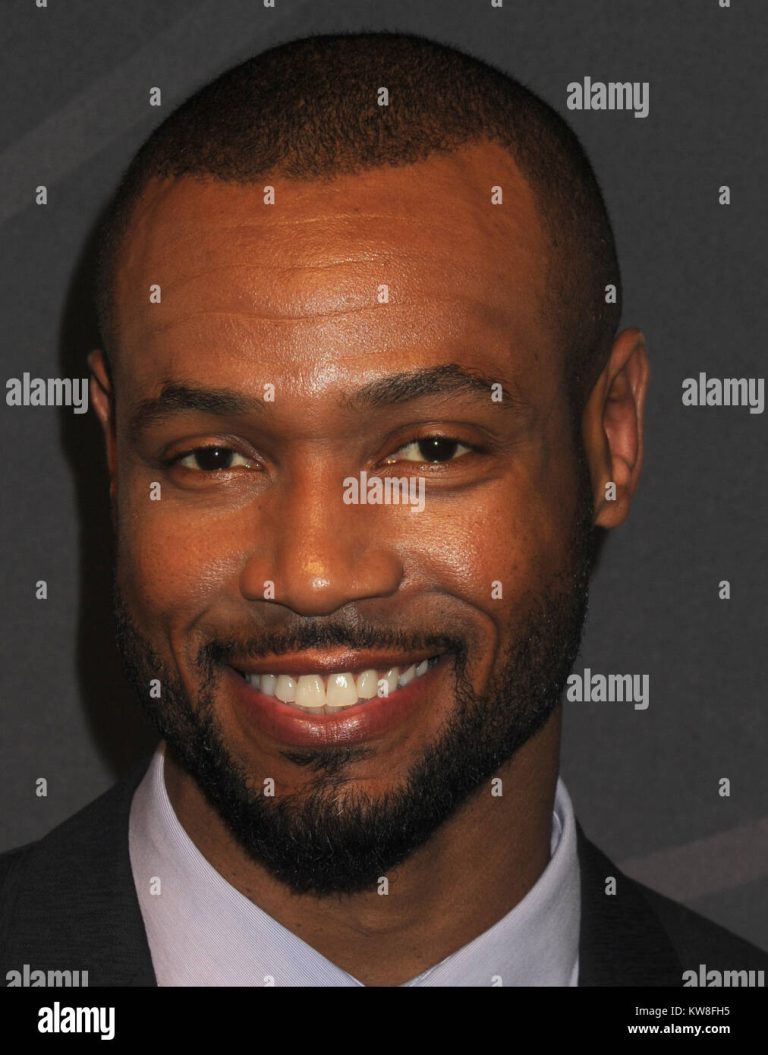 FamousPeopleFacts - Isaiah Mustafa