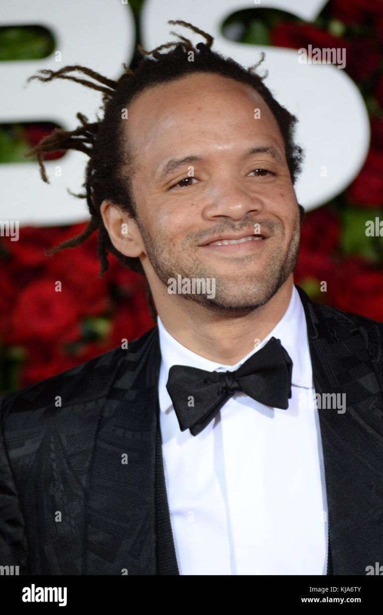 FamousPeopleFacts - Savion Glover