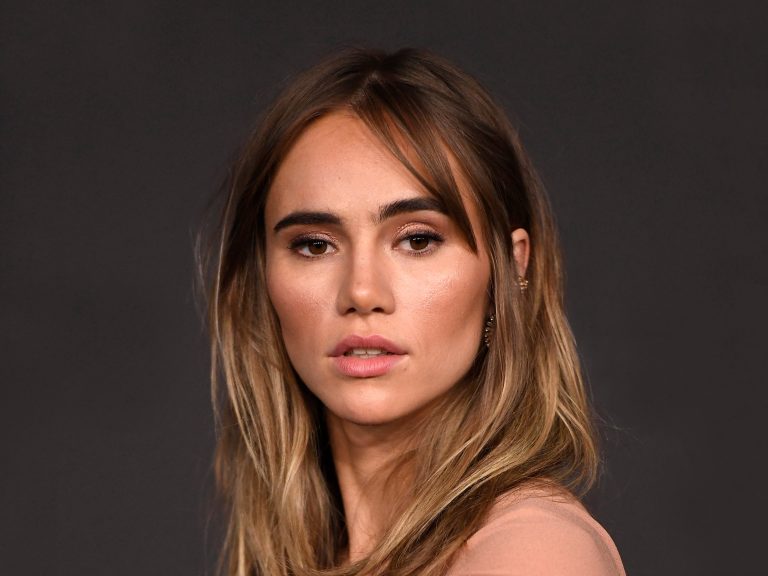 FamousPeopleFacts - Suki Waterhouse