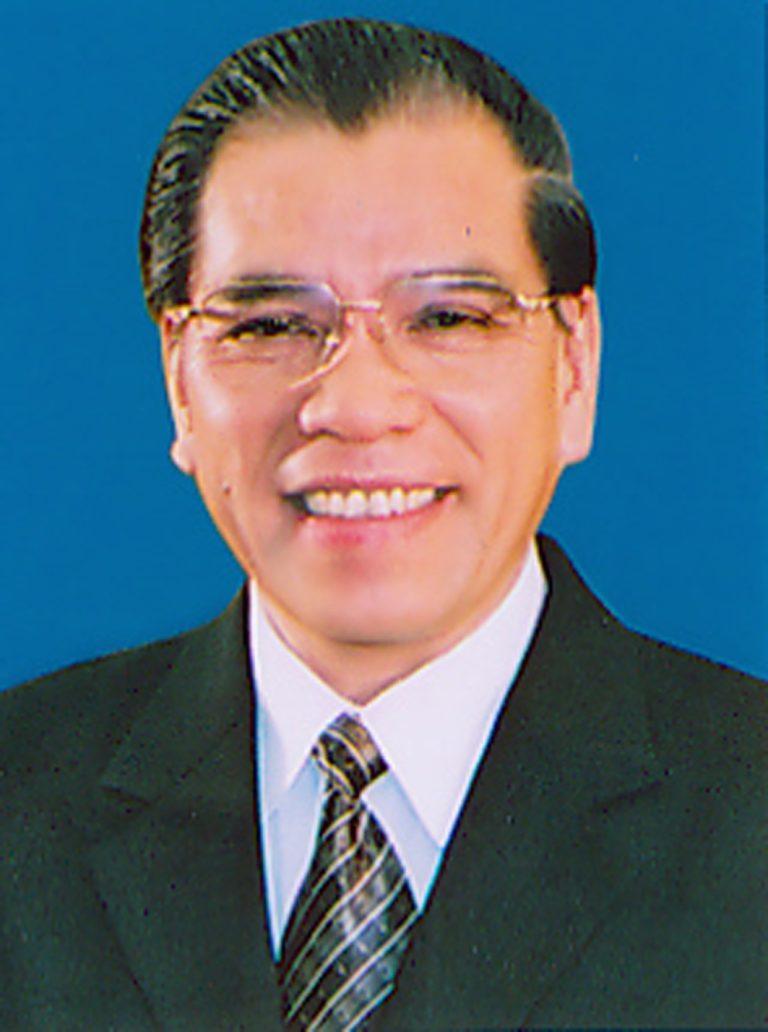 FamousPeopleFacts - Nong Duc Manh