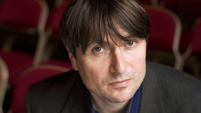 FamousPeopleFacts - Simon Armitage