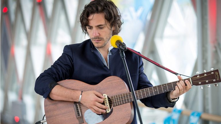 FamousPeopleFacts - Jack Savoretti