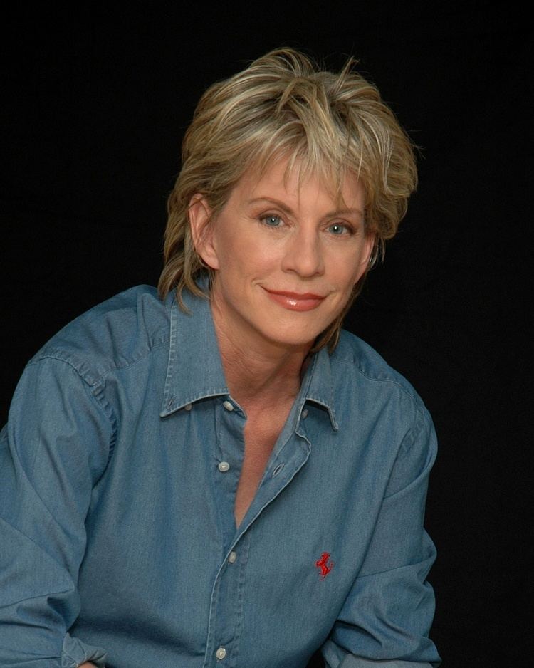 FamousPeopleFacts - Patricia Cornwell