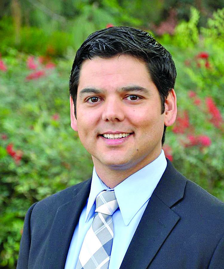 FamousPeopleFacts - Raul Ruiz