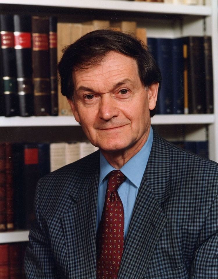 FamousPeopleFacts - Roger Penrose