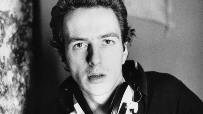 FamousPeopleFacts - Joe Strummer