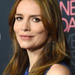 FamousPeopleFacts - Saffron Burrows