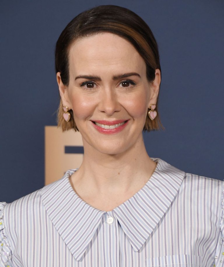 FamousPeopleFacts - Sarah Paulson