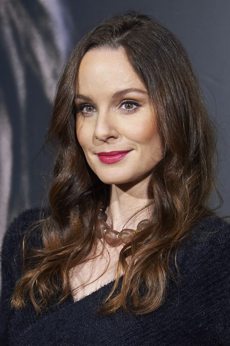 FamousPeopleFacts - Sarah Wayne Callies