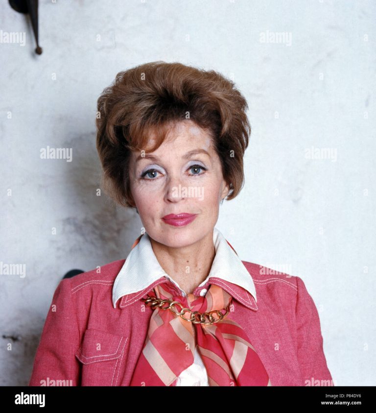 FamousPeopleFacts - Lilli Palmer