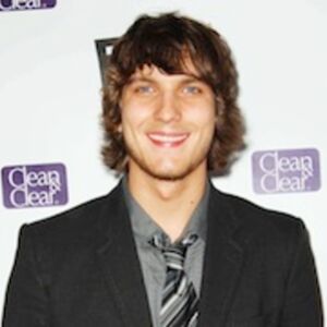 FamousPeopleFacts - Scott Michael Foster