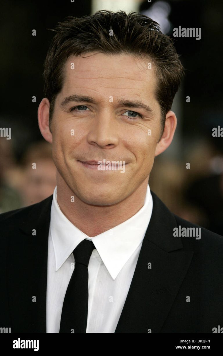 FamousPeopleFacts - Sean Maguire