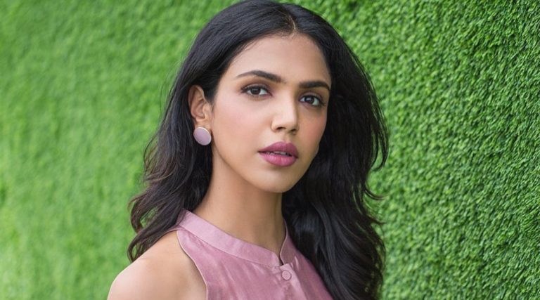 FamousPeopleFacts - Shriya Pilgaonkar