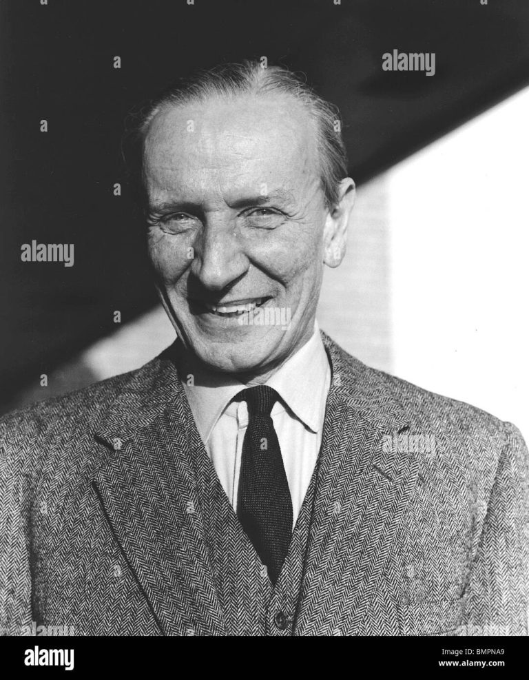 FamousPeopleFacts - Alec Issigonis