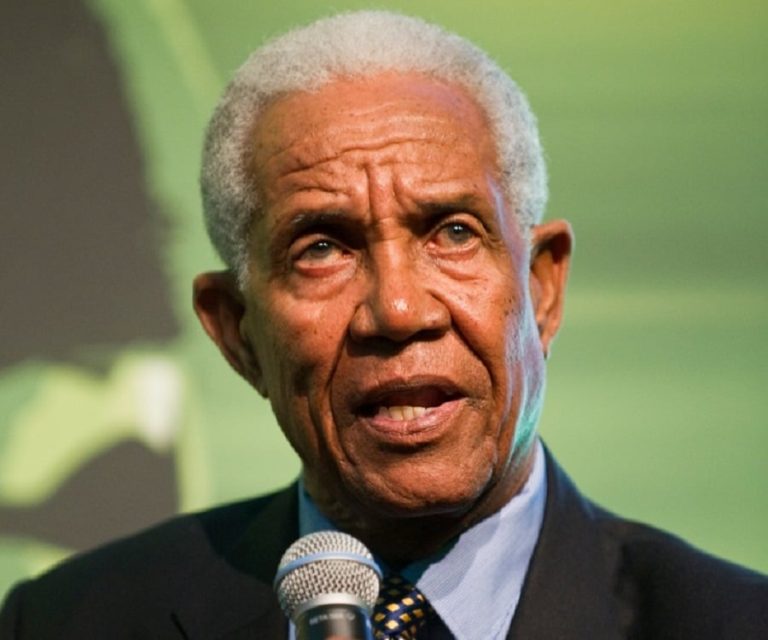 FamousPeopleFacts - Garfield Sobers