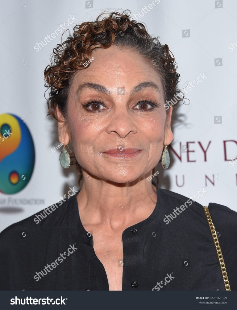 FamousPeopleFacts - Jasmine Guy