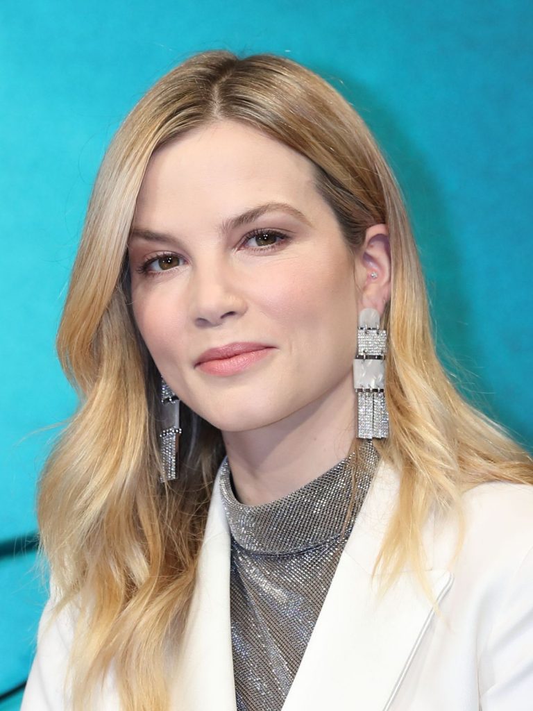 FamousPeopleFacts - Sylvia Hoeks