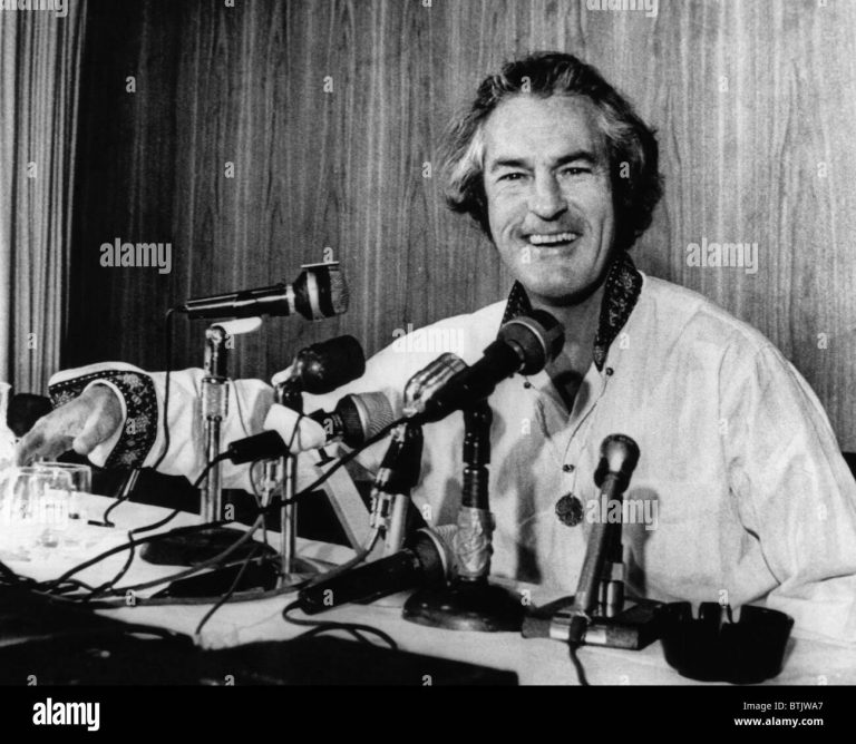 FamousPeopleFacts - Timothy Leary