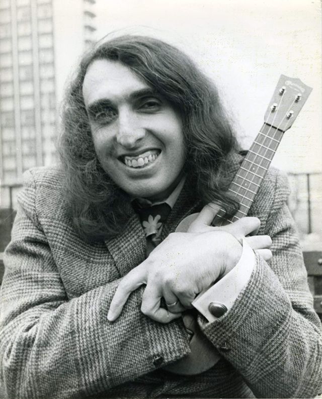 FamousPeopleFacts - Tiny Tim