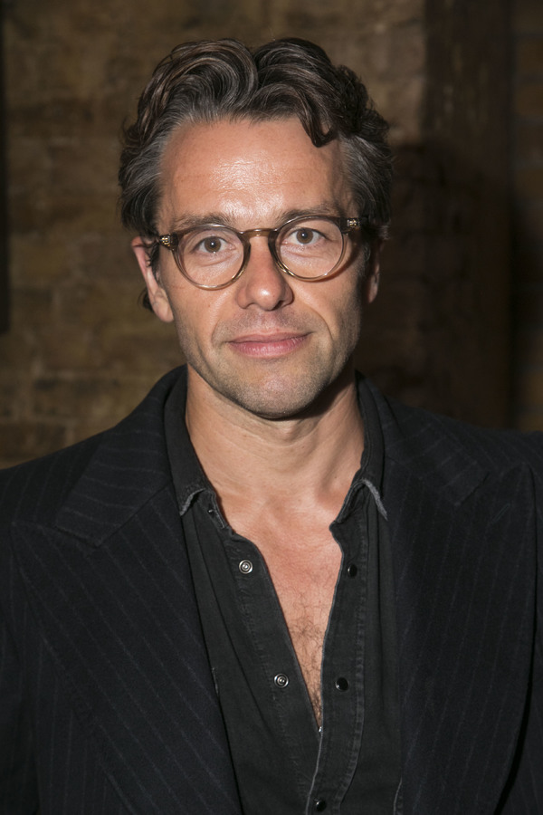 FamousPeopleFacts - Julian Ovenden