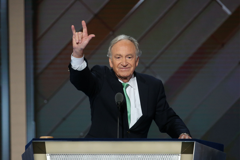 FamousPeopleFacts - Tom Harkin