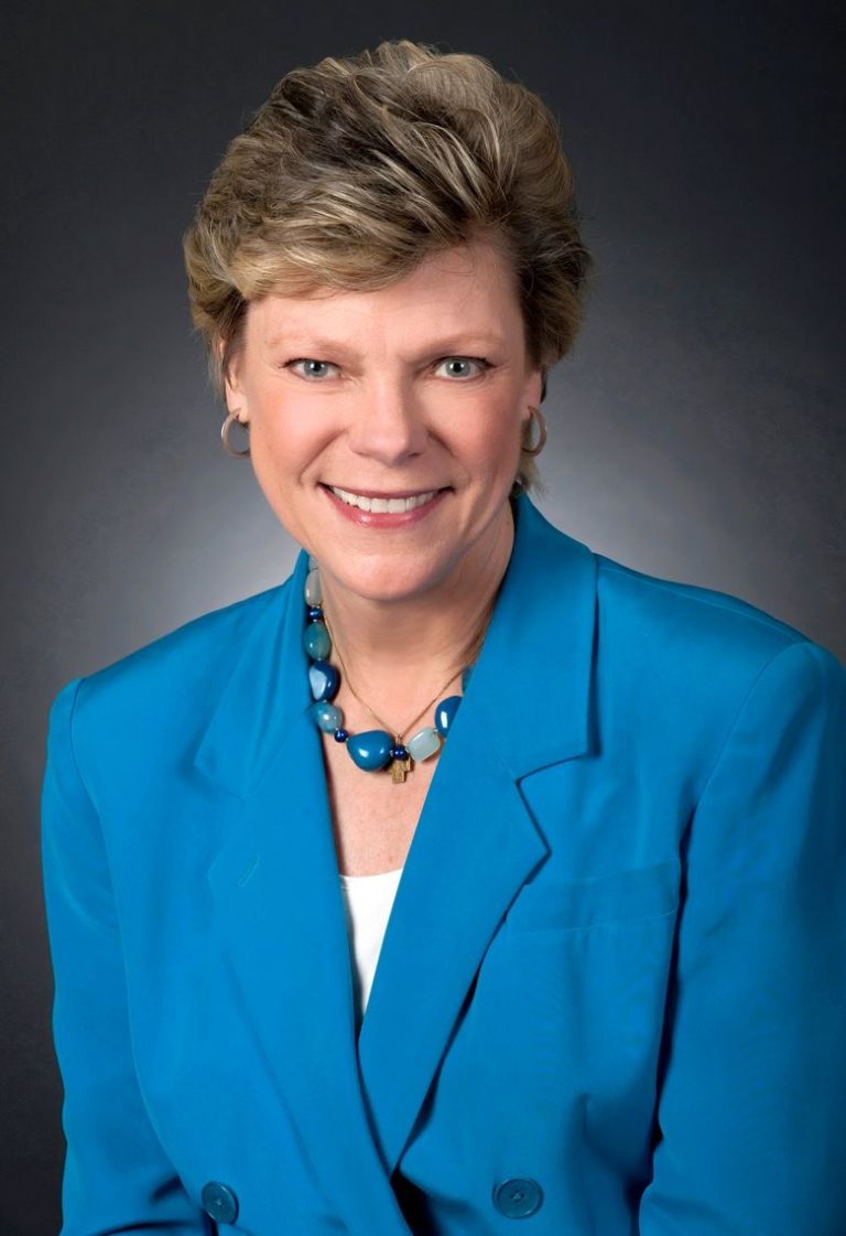 FamousPeopleFacts - Cokie Roberts