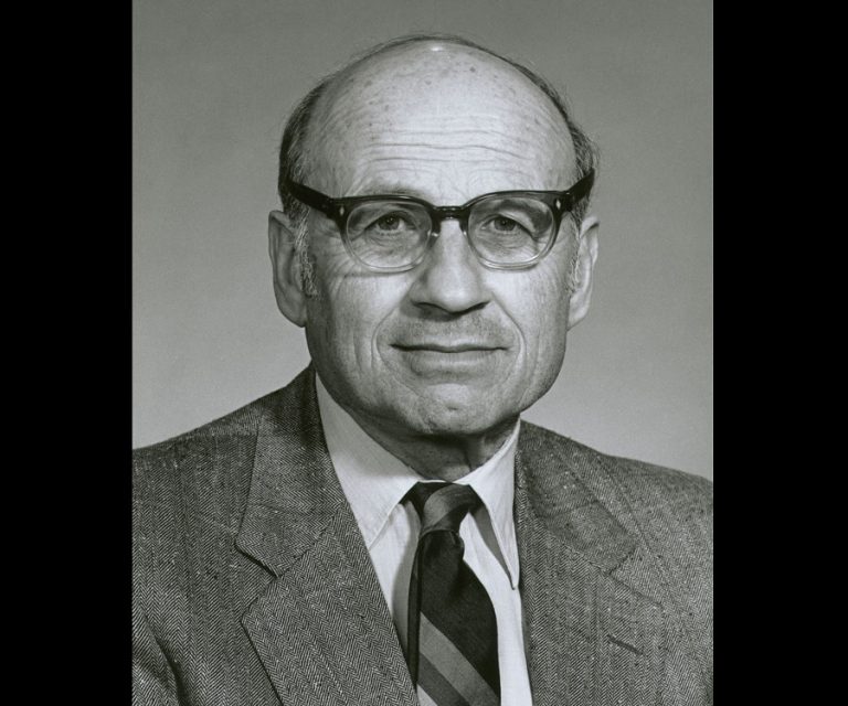 FamousPeopleFacts - Walter Kohn