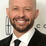 FamousPeopleFacts - Jon Cryer